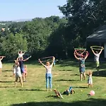 Mobil-home à En Aubrac - 6 Pers, Terrasse - Api-1-52-344 Camping *