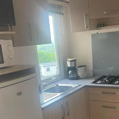 Campingplads Mobil-home A En Aubrac - 6 Pers, Terrasse - Api-1-52-344 *