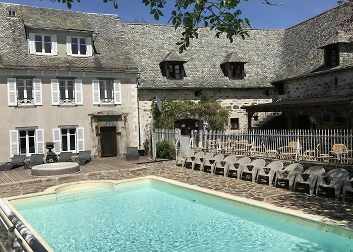 Mobil-home à En Aubrac - 6 Pers, Terrasse - Api-1-52-344 Camping *